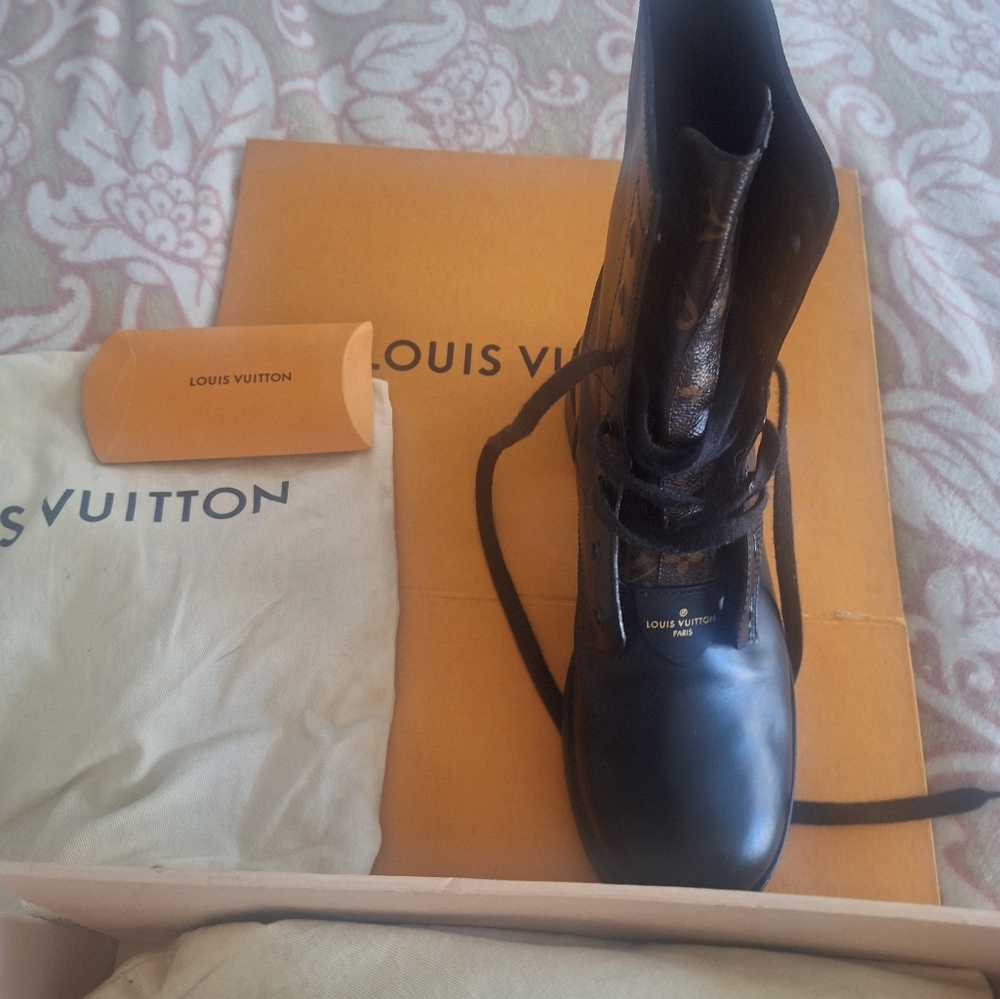 Louis Vuitton Metropolis combat Lace-Up Boot